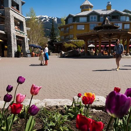 Whistler Town Plaza By Latour Hotels And Resorts Exterior photo