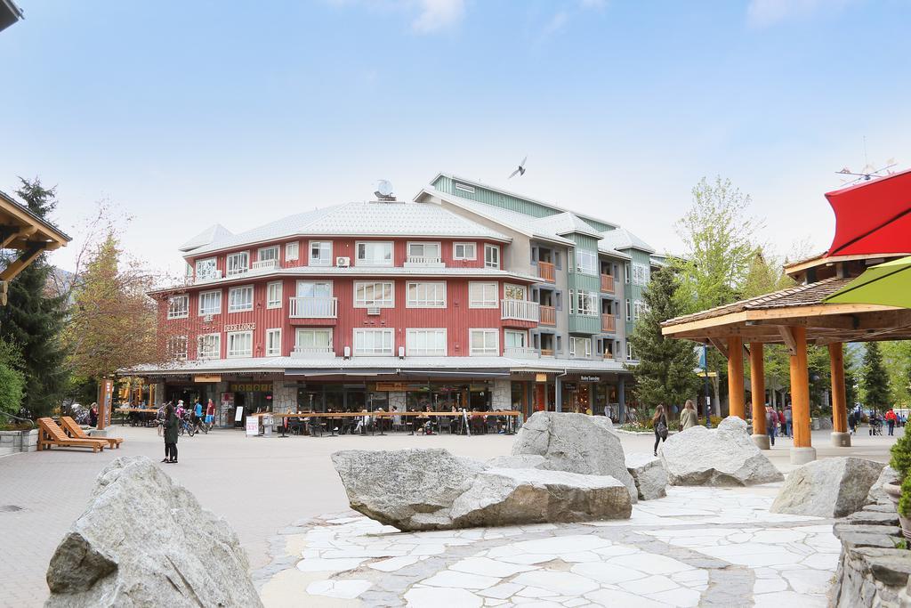 Whistler Town Plaza By Latour Hotels And Resorts Exterior photo