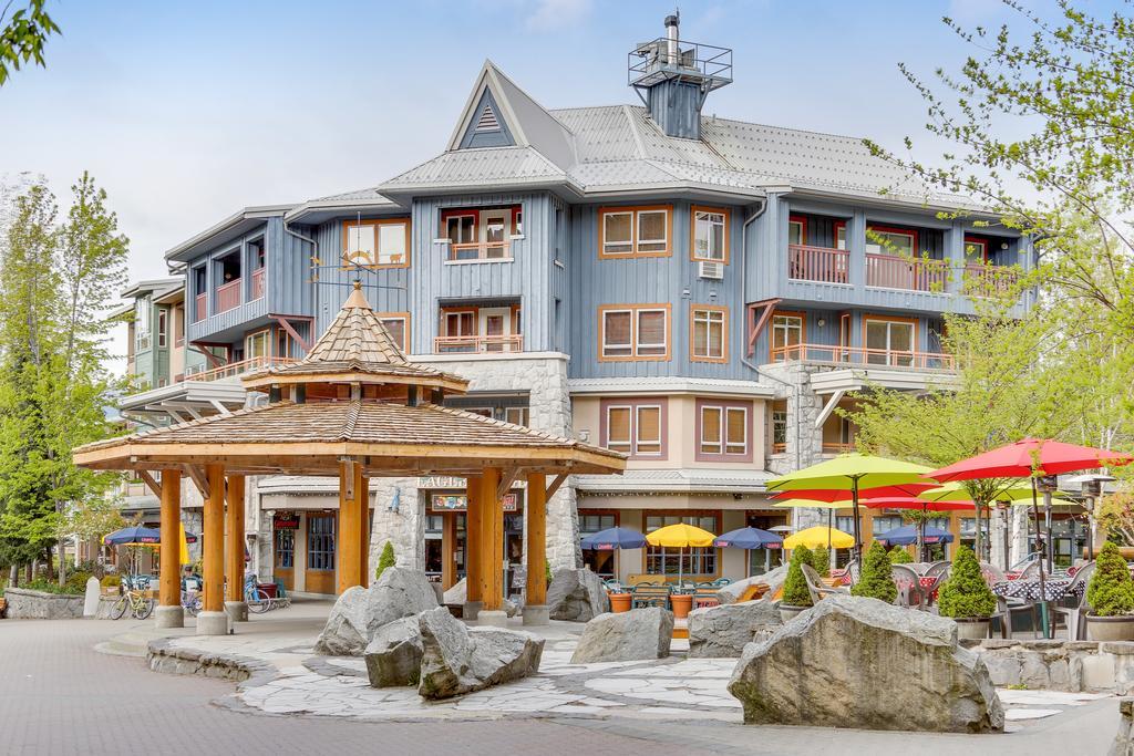 Whistler Town Plaza By Latour Hotels And Resorts Exterior photo