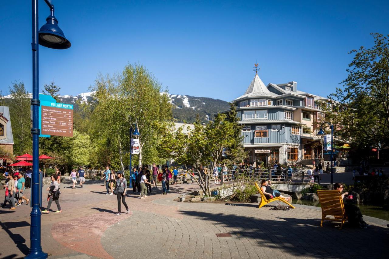 Whistler Town Plaza By Latour Hotels And Resorts Exterior photo