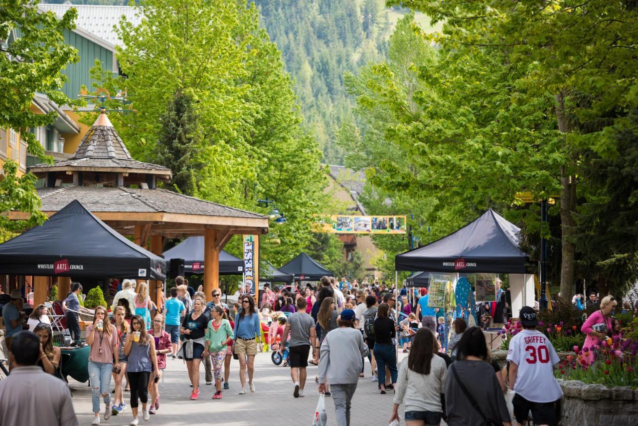 Whistler Town Plaza By Latour Hotels And Resorts Exterior photo